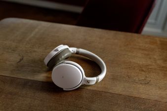 Sennheiser-Kopfhoerer-HD-450BT.jpg