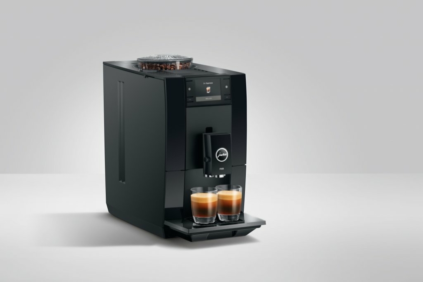 A8-Piano-Black-Copyright-Jura.jpg
