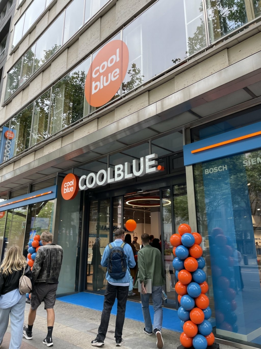 Coolblue-Berlin-Laden-Copyright-Meisenbach-GmbH.jpeg