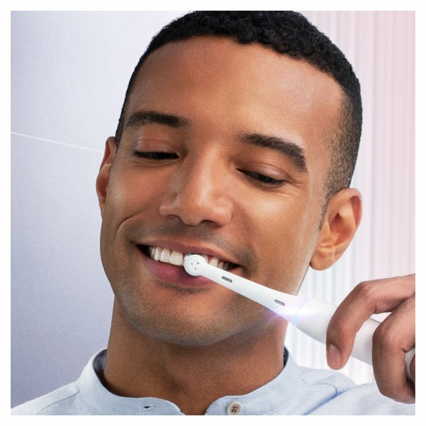 Oral-B-iO-Gentle-Care.jpeg