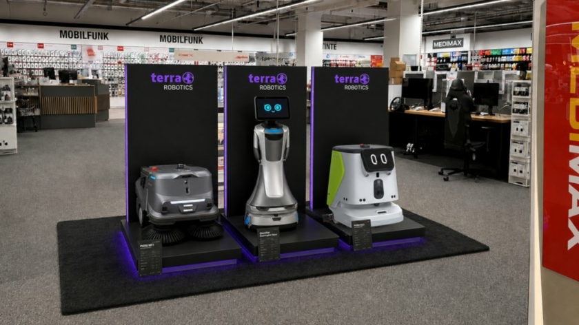 ElectronicPartner-MEDIMAX-Robotik-Mock-up-2-Copyright-ElectronicPartner-Handel-SE.jpg