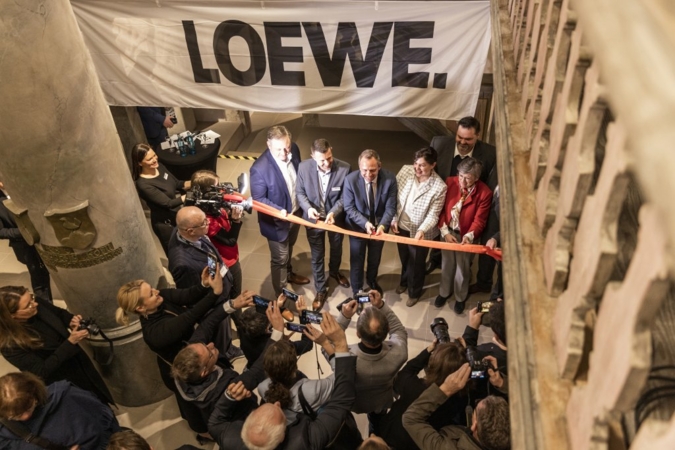 Loewe-Ausstellungseroeffnung.jpg