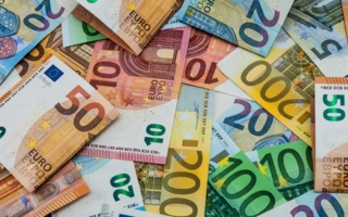 Kosten--preis--Geld-Copyright-Stockfotos-MG-stock-adobe-com.jpg