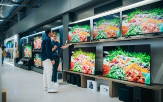 TV-Shop-Copyright-Gorodenkoff---stock-adobe-com.jpg