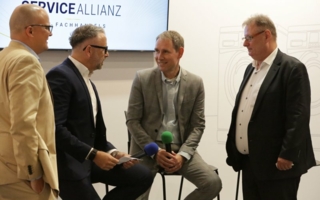 Service-Allianz-Pressegespraech-IFA-Copyright-ElectronicPartner.jpg