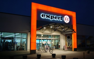 1717489322_aussenfassadeexpertfachmarkt02300dpi.jpg