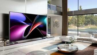 Hisense-116UXQ-Lifestyle-Copyright-Hisense-Gorenje-Germany-GmbH.jpg