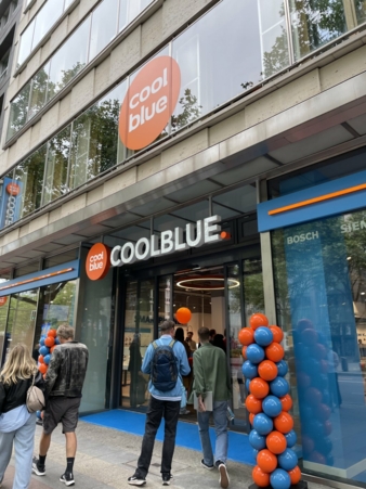 Coolblue-Berlin-Laden-Copyright-Meisenbach-GmbH.jpeg