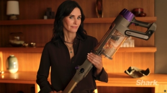 Shark-x-Courteney-Cox.jpeg