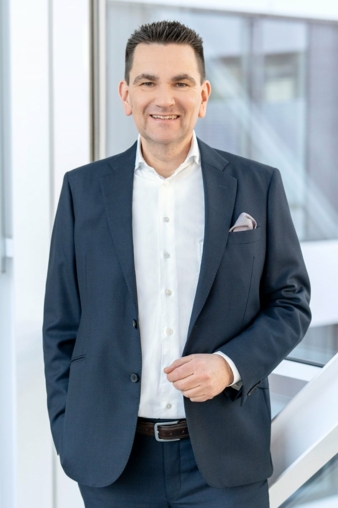 Dr--Stefan-Breit--Miele-Copyright-Miele.jpg