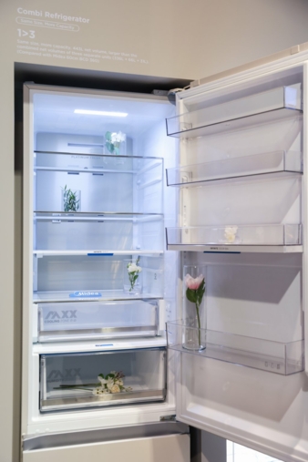 Midea-IFA-2025-SPACE-MASTER-Kuehlschrank-Copyright-Midea.jpg