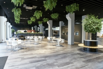 AEG-Showroom-Lounge.jpg